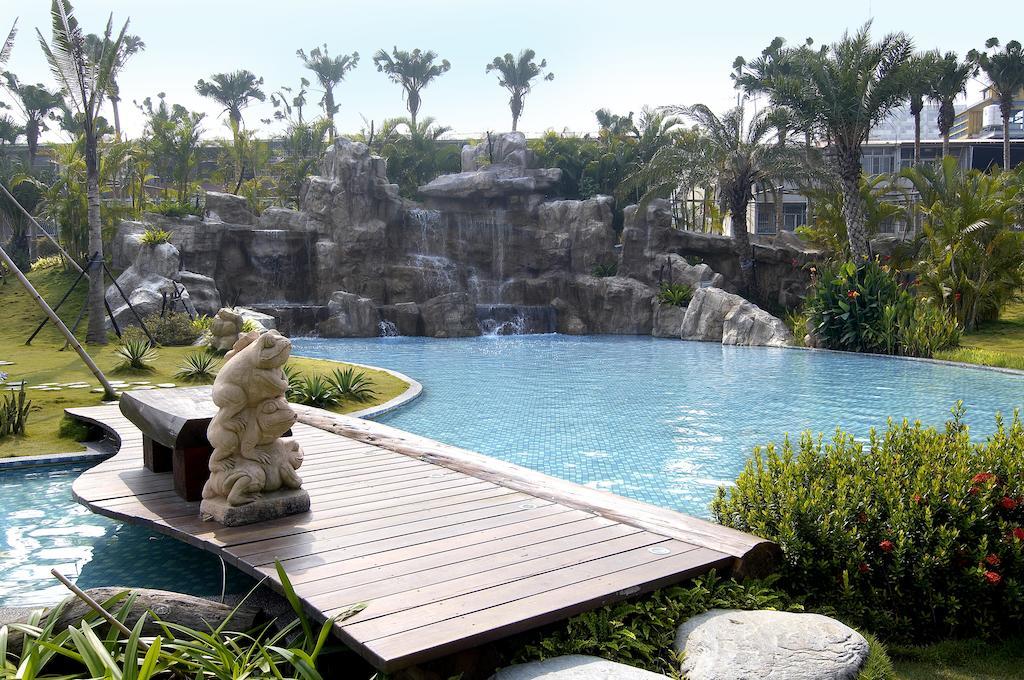 Queena Plaza Hotel Тайнан Екстериор снимка
