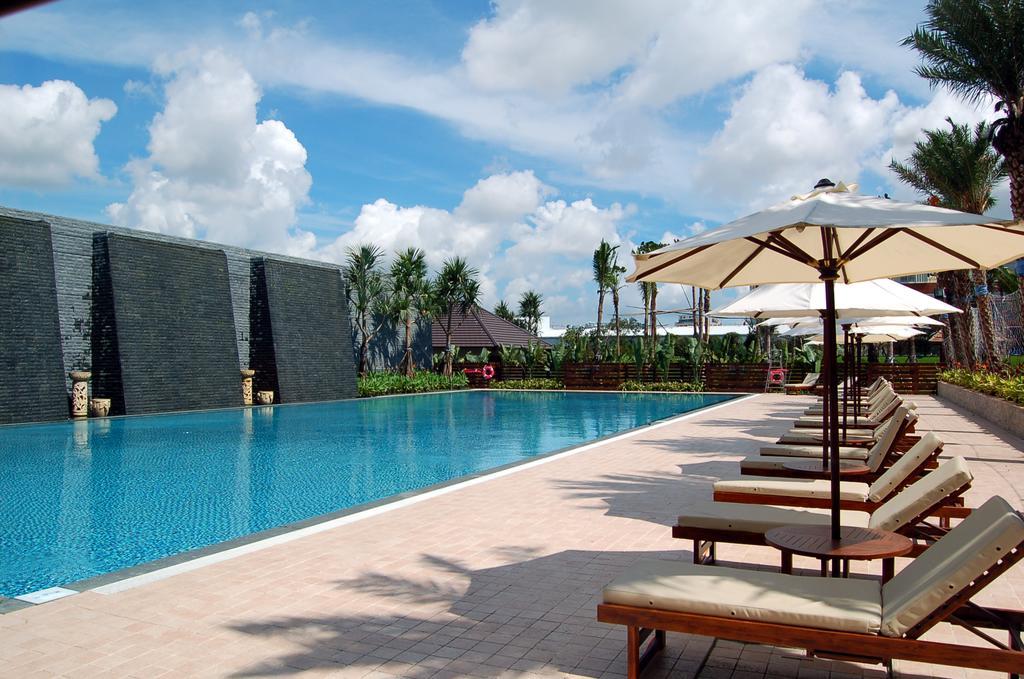 Queena Plaza Hotel Тайнан Съоръжения снимка